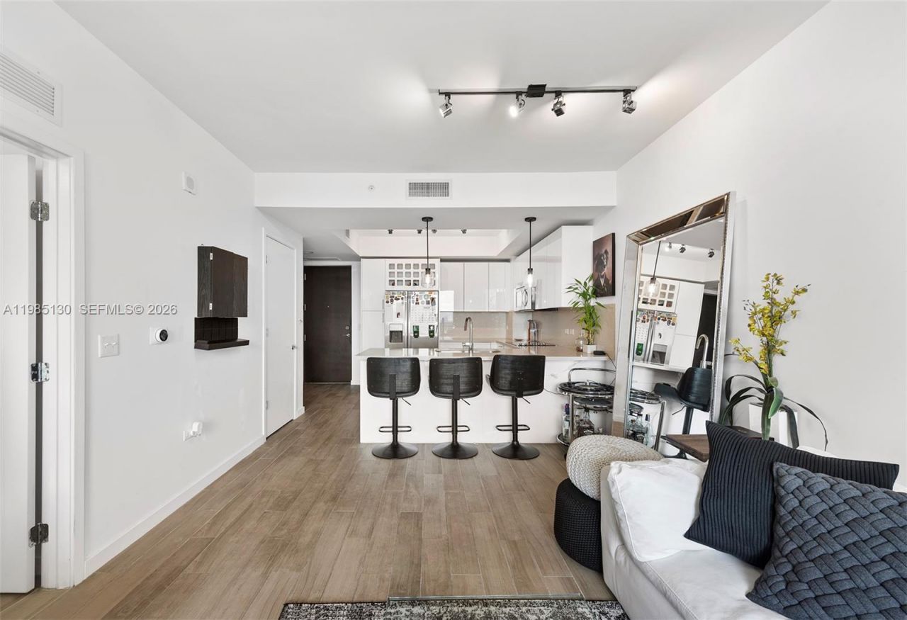999 SW 1st Ave , Unit 2908, Miami, FL 33130 Photo