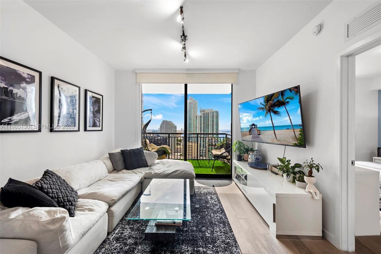 999 SW 1st Ave , Unit 2908, Miami, FL 33130 Photo