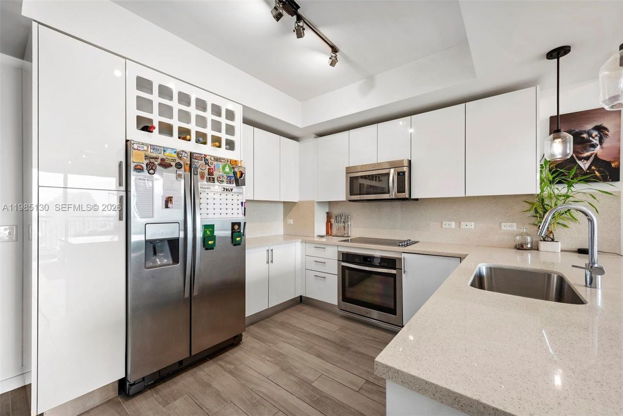 999 SW 1st Ave , Unit 2908, Miami, FL 33130 Photo