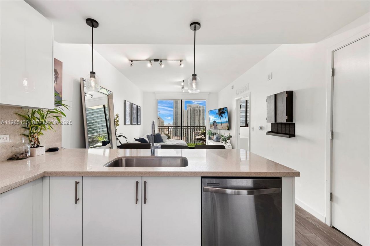 999 SW 1st Ave , Unit 2908, Miami, FL 33130 Photo