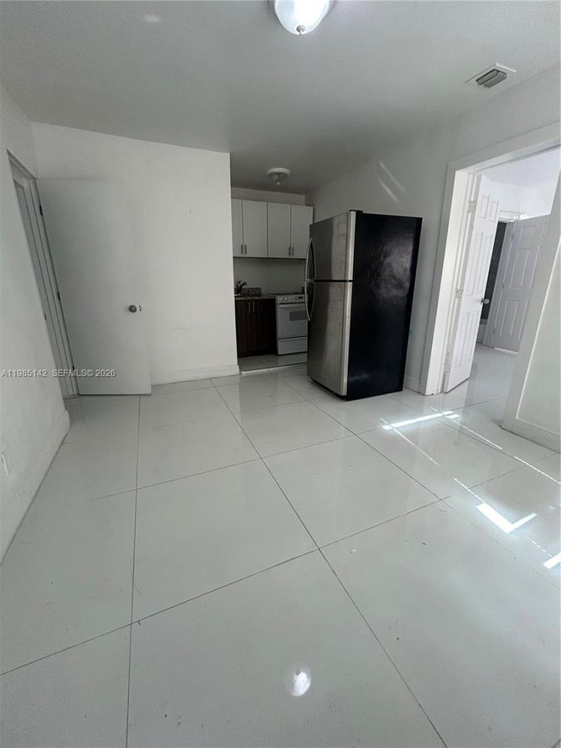551 NW 41st St , Unit 4, Miami, FL 33127 Photo