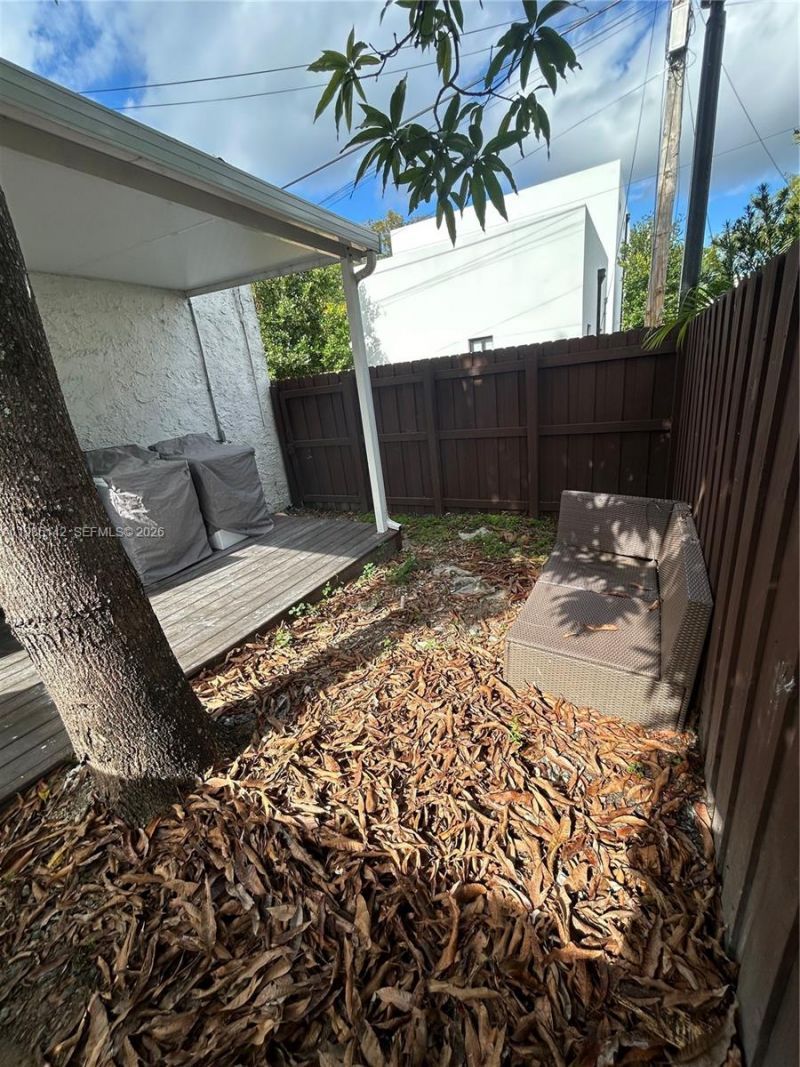 551 NW 41st St , Unit 4, Miami, FL 33127 Photo