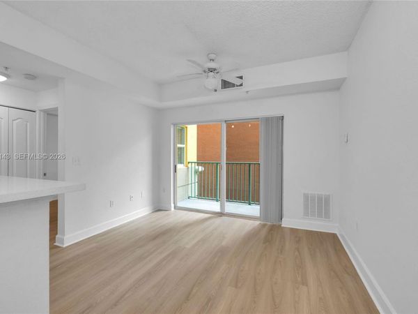 6001 SW 70 Street, Unit 208, South Miami, FL 33143