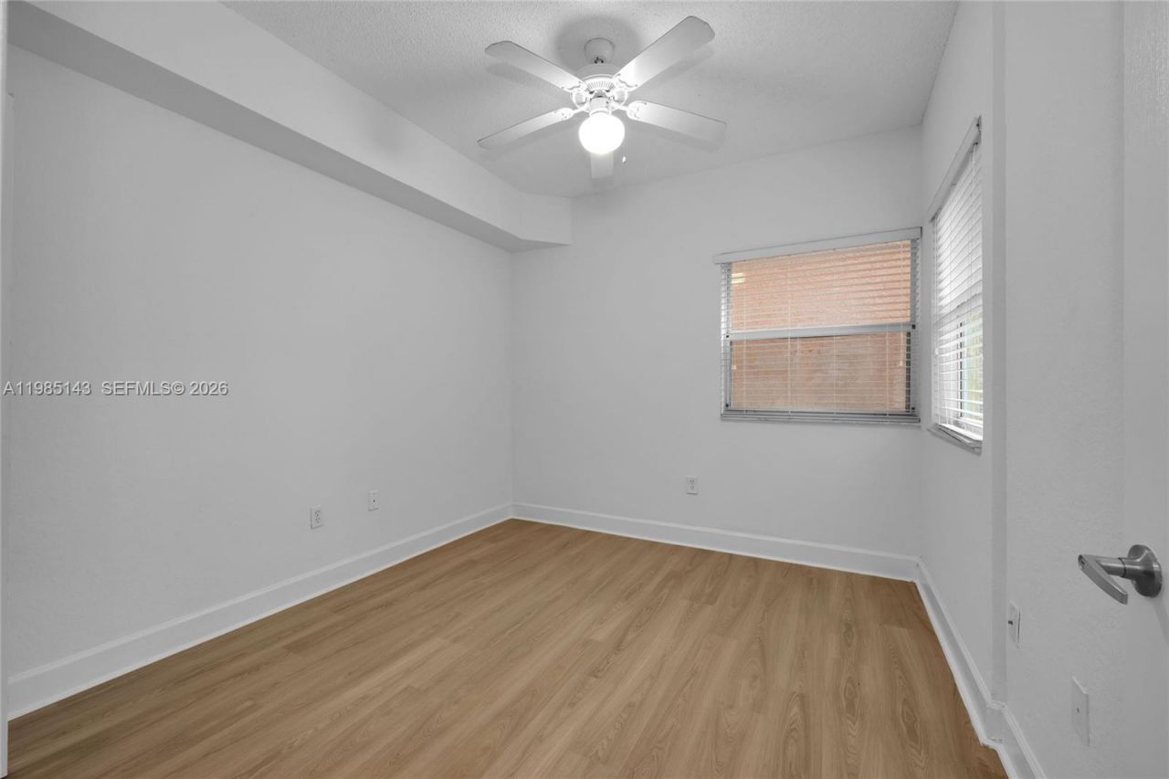 6001 SW 70 Street, Unit 208, South Miami, FL 33143 Photo