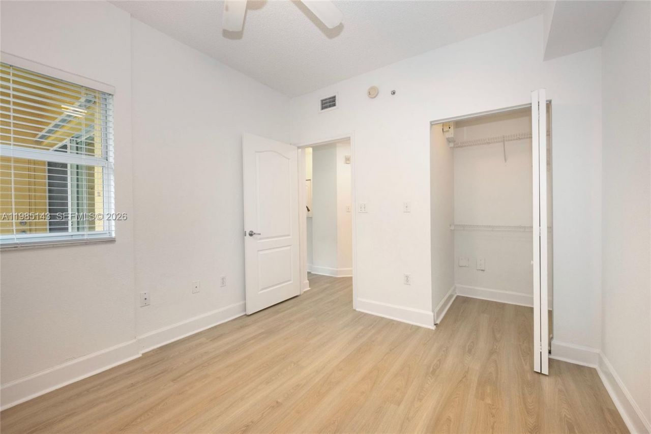 6001 SW 70 Street, Unit 208, South Miami, FL 33143 Photo