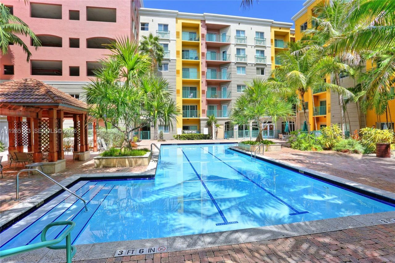 6001 SW 70 Street, Unit 208, South Miami, FL 33143 Photo