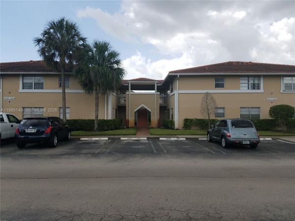 10040 Twin Lakes Dr , Unit 37-A, Coral Springs, FL 33071