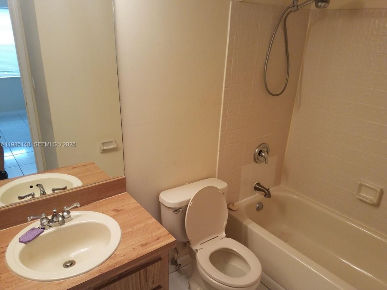 10040 Twin Lakes Dr, Unit 37-A, Coral Springs, FL 33071 Photo