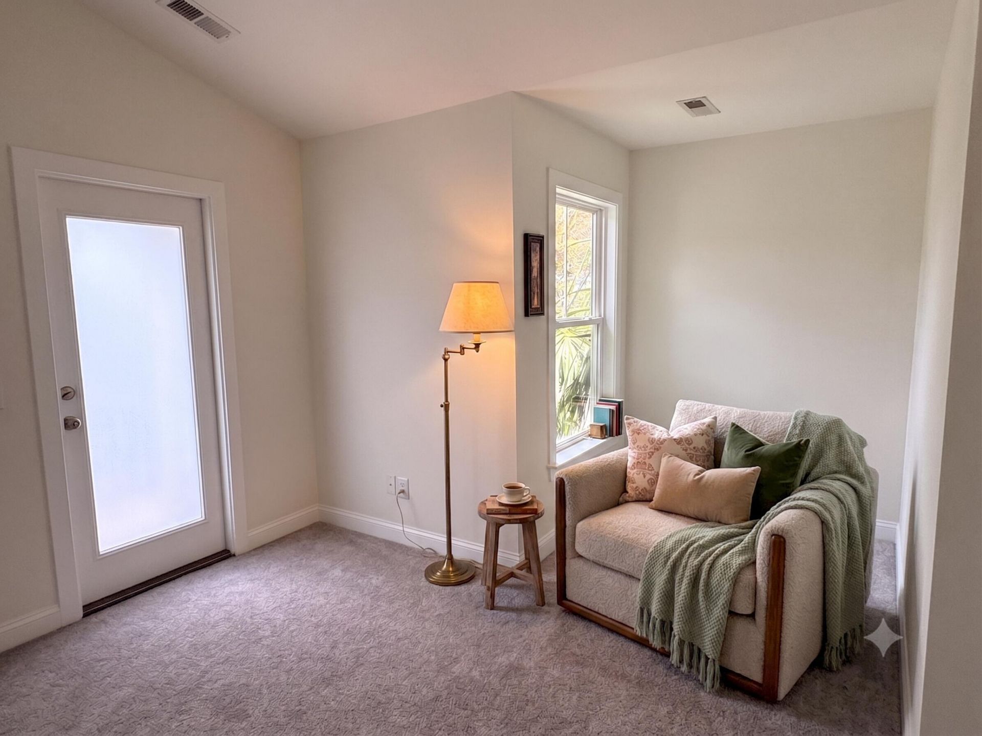1299 Segar Street Photo 15