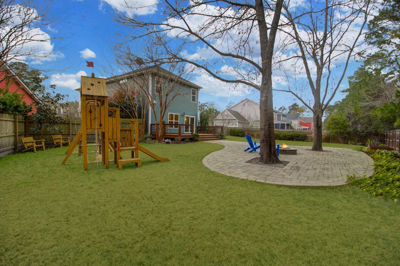 1299 Segar Street Photo 35