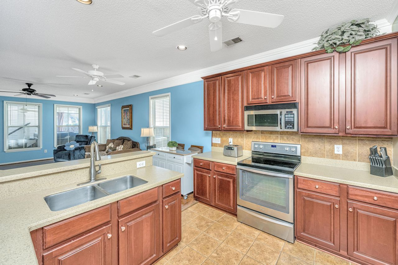 52 Regency Oaks Drive Photo 11