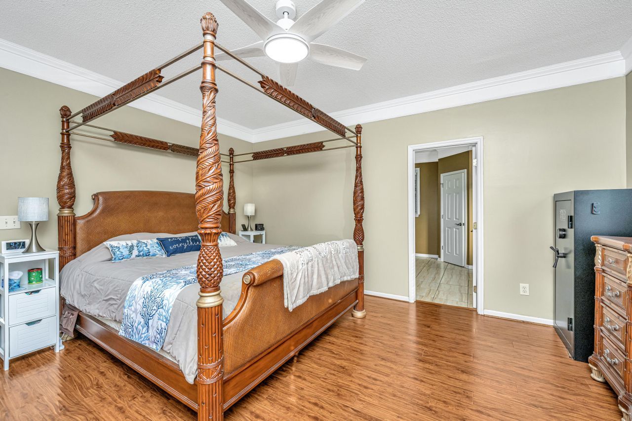 52 Regency Oaks Drive Photo 12