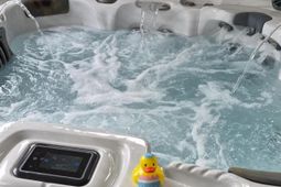 52 Regency Oaks Drive photo 4