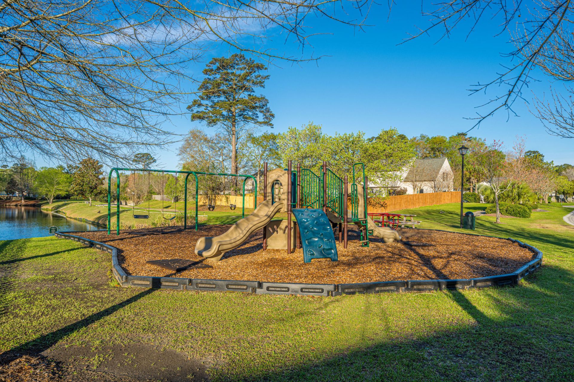 52 Regency Oaks Drive Photo 32