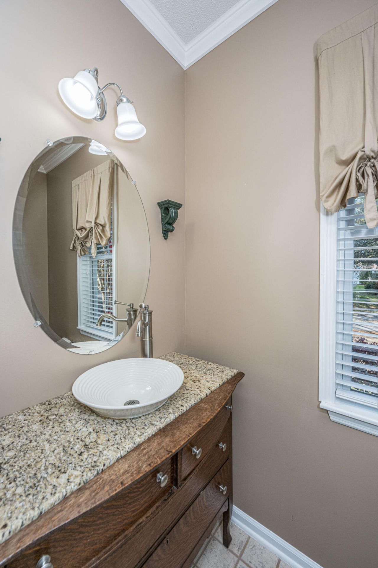 52 Regency Oaks Drive Photo 5