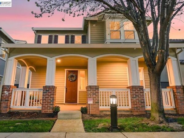 369 W Tuscan Ln, Mountain House, CA 95391