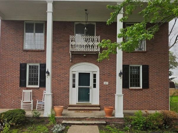 9461 Whalers Cove, Mentor, OH 44060