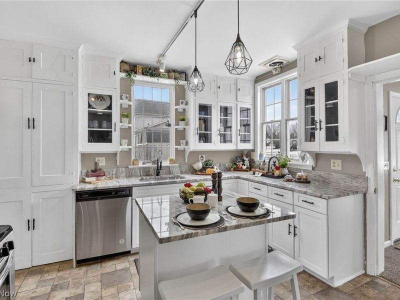 9461 Whalers Cove, Mentor, OH 44060 Photo 19