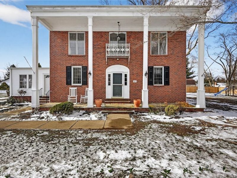 9461 Whalers Cove, Mentor, OH 44060 Photo 3