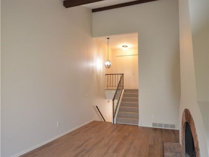 6933 W Fitzwater Road, Brecksville, OH 44141 Photo 4