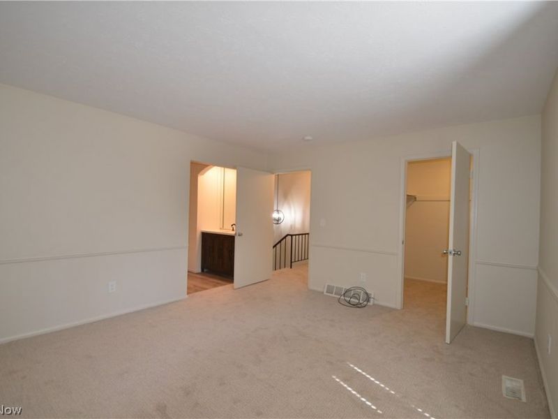 6933 W Fitzwater Road, Brecksville, OH 44141 Photo 9