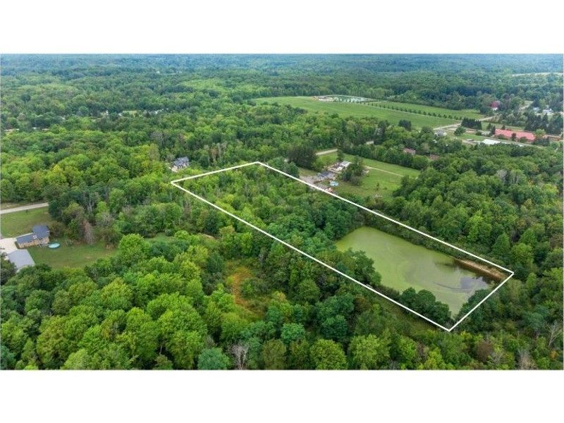 8 Sperry Road, Newbury, OH 44065 Photo 3