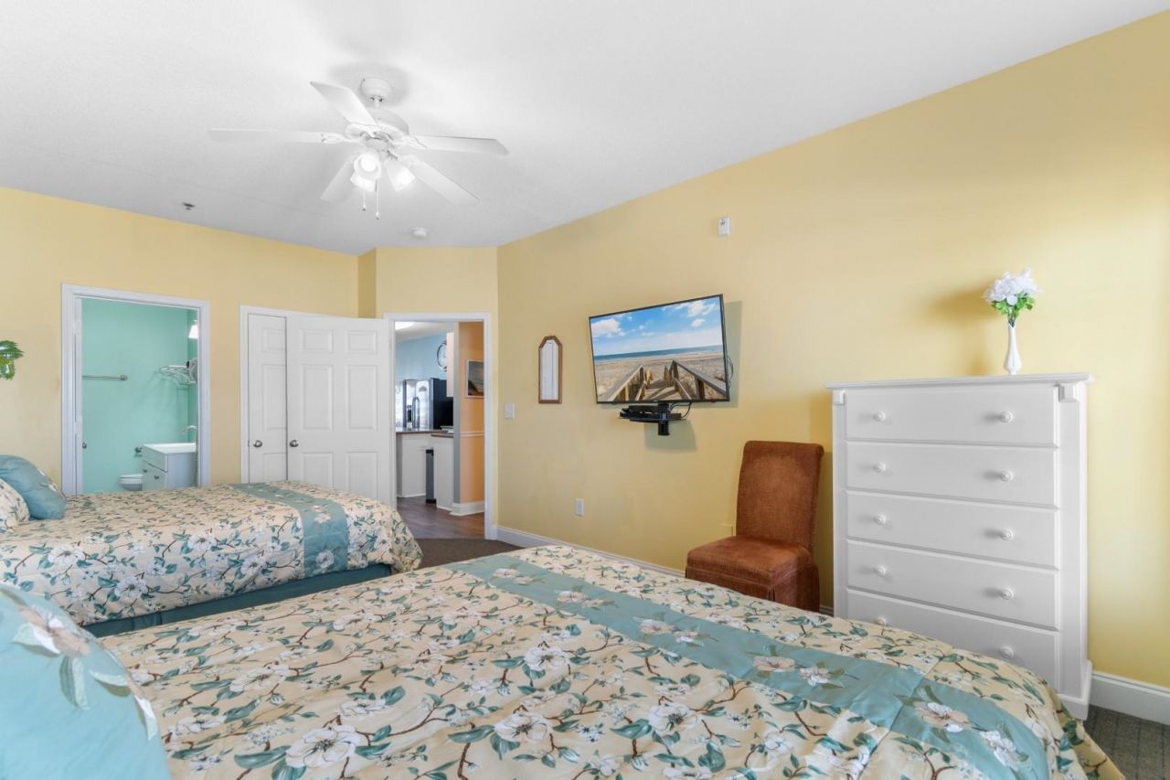 200 53rd Ave. N  Photo 18