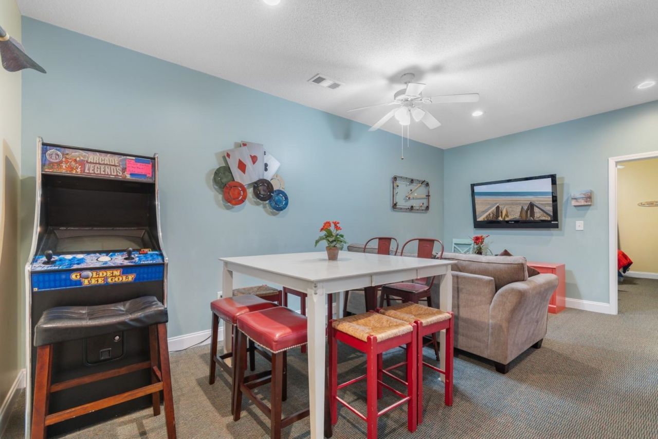 200 53rd Ave. N  Photo 21