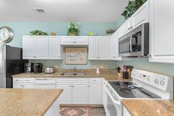 200 53rd Ave. N  photo 4