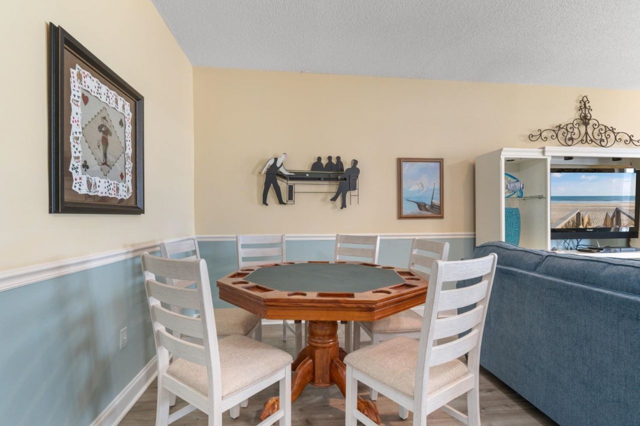 200 53rd Ave. N  Photo 8