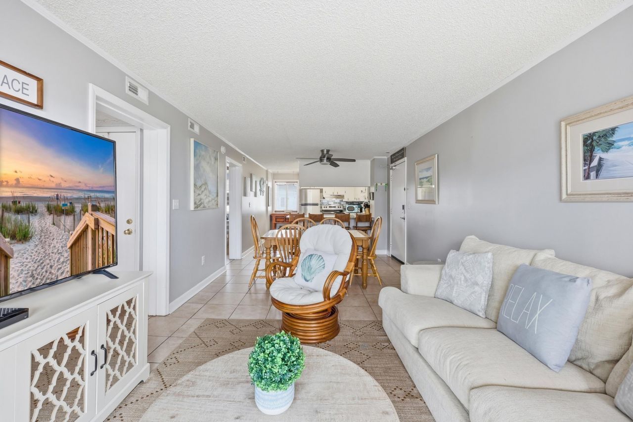 5200 N Ocean Blvd.  Photo 6