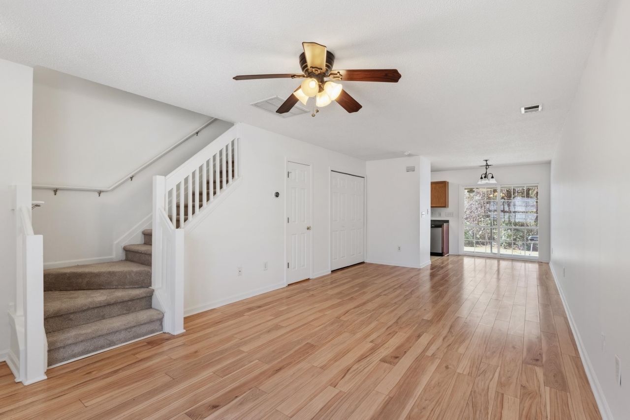 453 Seabert Rd.  Photo 10