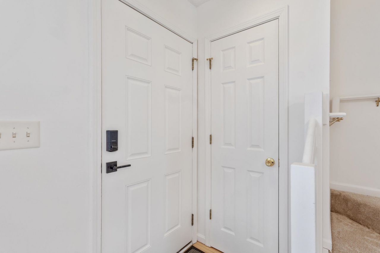 453 Seabert Rd.  Photo 5