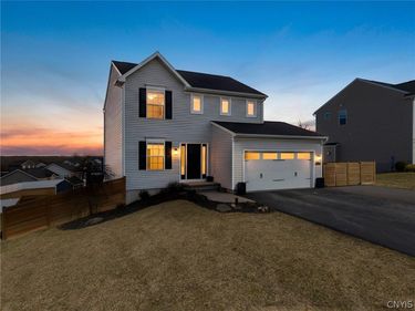 3061 Wheatfield Drive, Chittenango, NY 13037