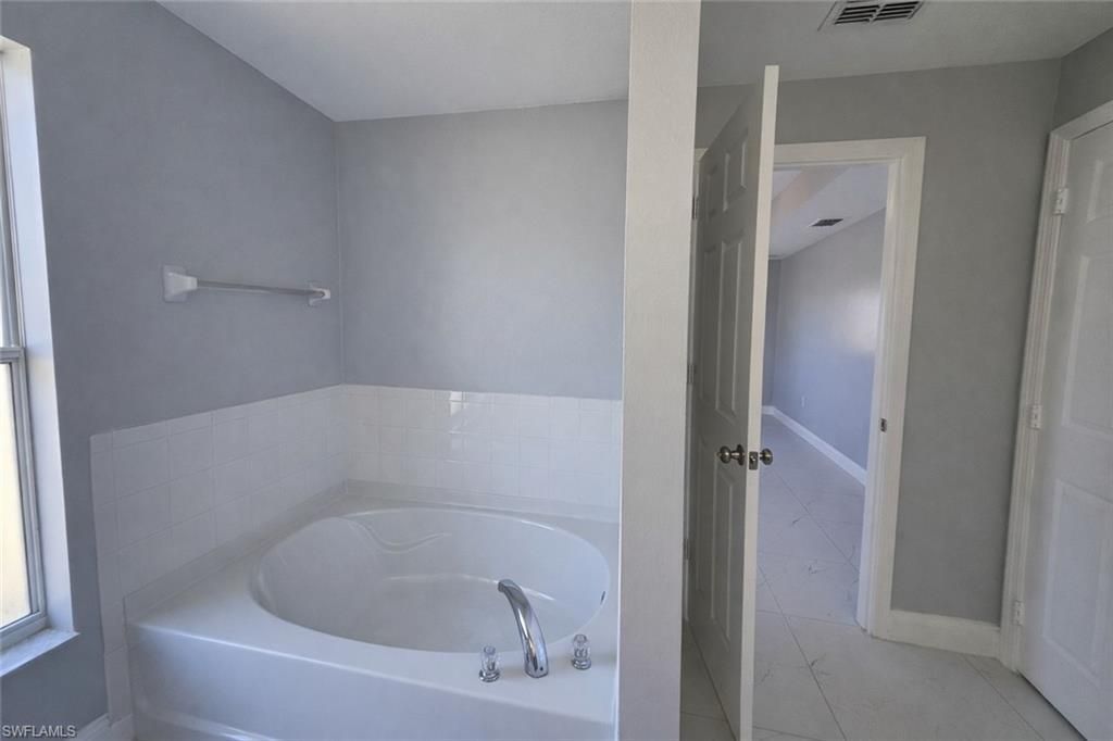 3012 40th St Sw, Lehigh Acres, FL 33976 Photo