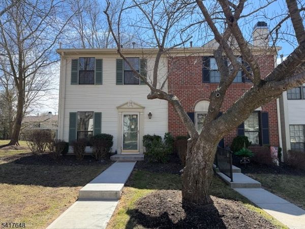 32 Woodward Ln Ondo, Bernards, NJ 07920