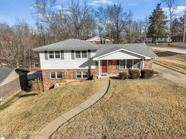 2512 TWIN HILLS ROAD, Jefferson City, MO 65109