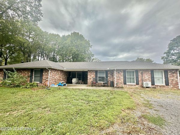807 N CONNIE STREET, Otterville, MO 65348