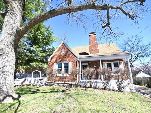 1217 BALD HILL ROAD, Jefferson City, MO 65101