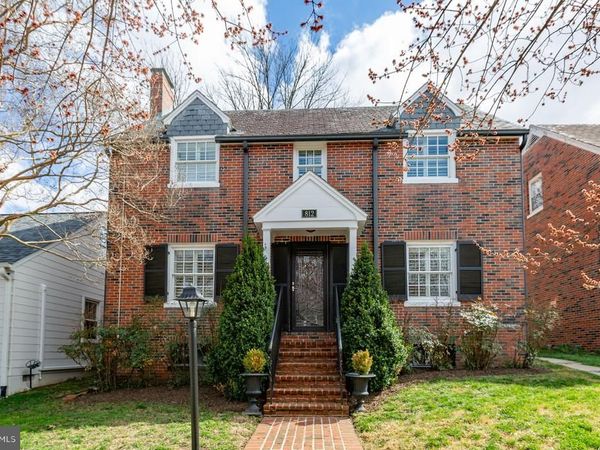 812 MARYE STREET, FREDERICKSBURG, VA 22401