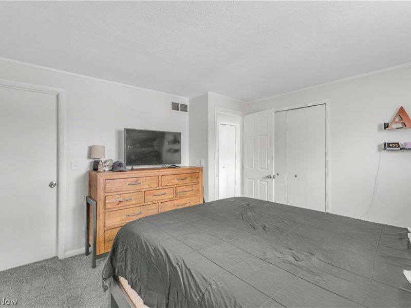 6048 Rosebelle Avenue, North Ridgeville, OH 44039 Photo 12