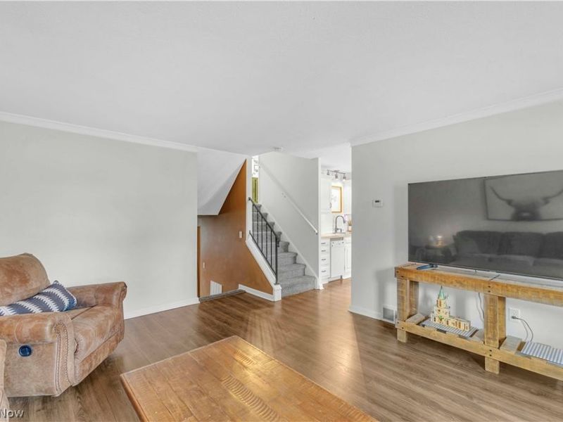 6048 Rosebelle Avenue, North Ridgeville, OH 44039 Photo 5