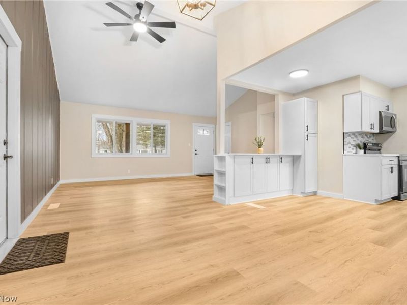 8304 Cedar Road, Chesterland, OH 44026 Photo 10