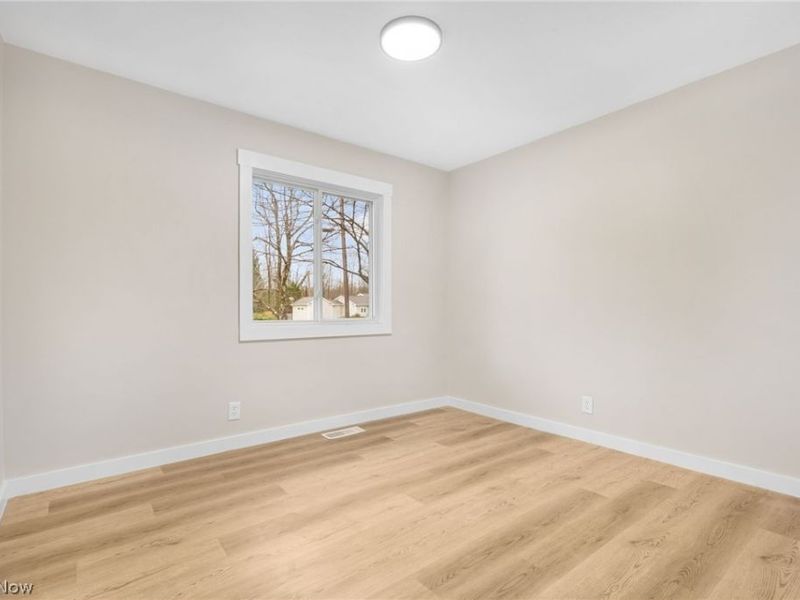 8304 Cedar Road, Chesterland, OH 44026 Photo 17