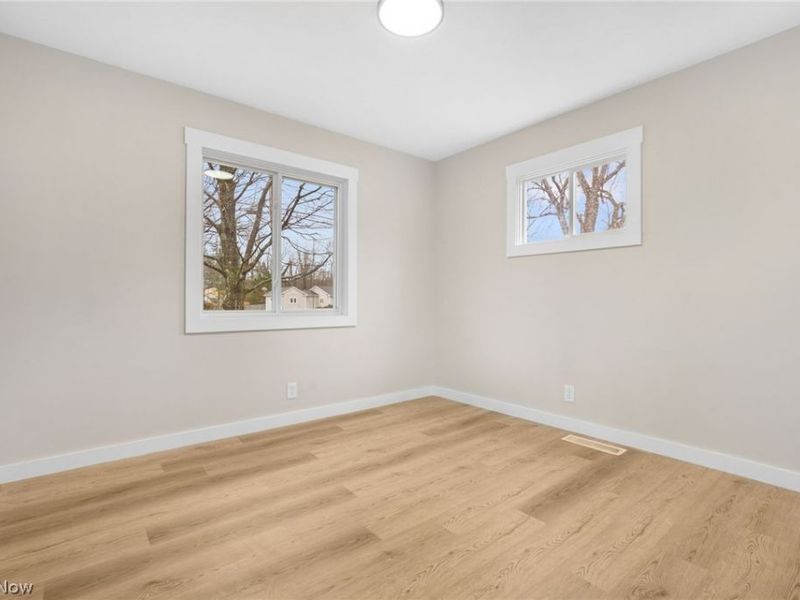 8304 Cedar Road, Chesterland, OH 44026 Photo 18