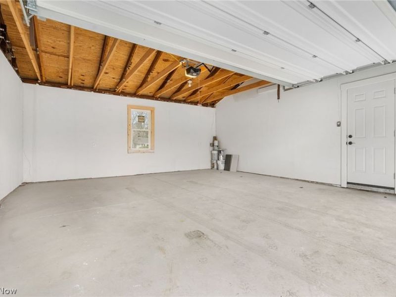 8304 Cedar Road, Chesterland, OH 44026 Photo 21