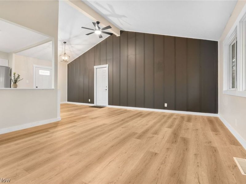 8304 Cedar Road, Chesterland, OH 44026 Photo 5