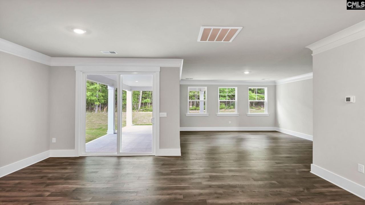 276 Livingston Woods Drive Photo 10