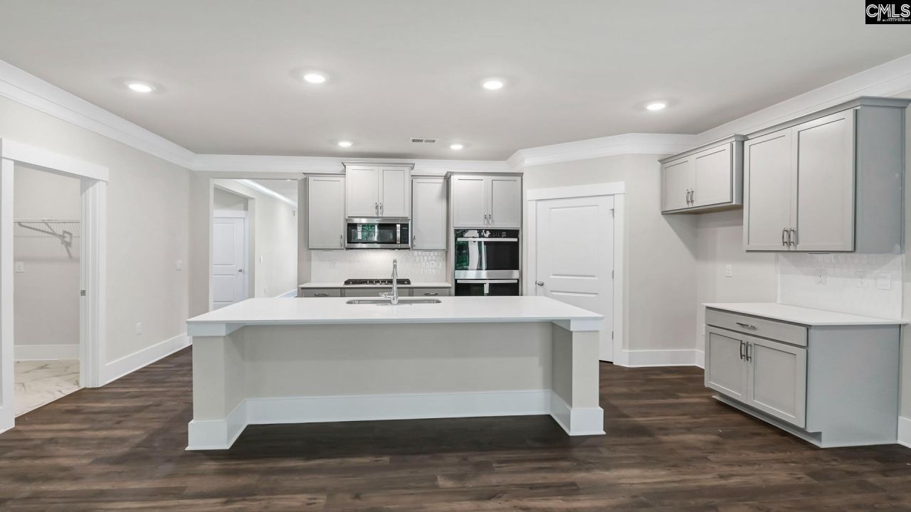 276 Livingston Woods Drive Photo 8