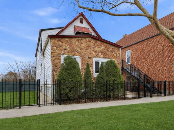 11735 S Indiana Avenue , Chicago, IL 60628